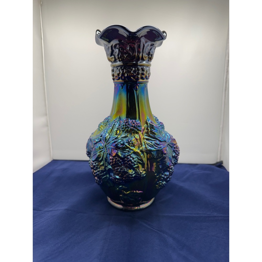 Carnival Glass Vase Iridescent Amethyst Grapes Leaves Vintage Decor‎